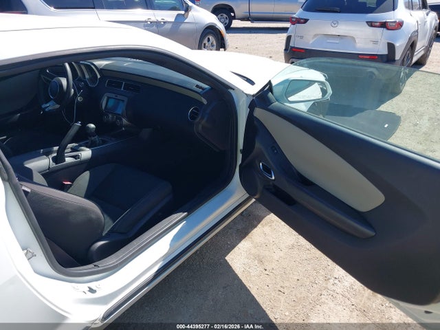 2010 CHEVROLET CAMARO 2G1FE1EV0A9200799 Photo 4