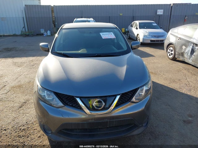 JN1BJ1CP7JW185556 Nissan Rogue Sport S