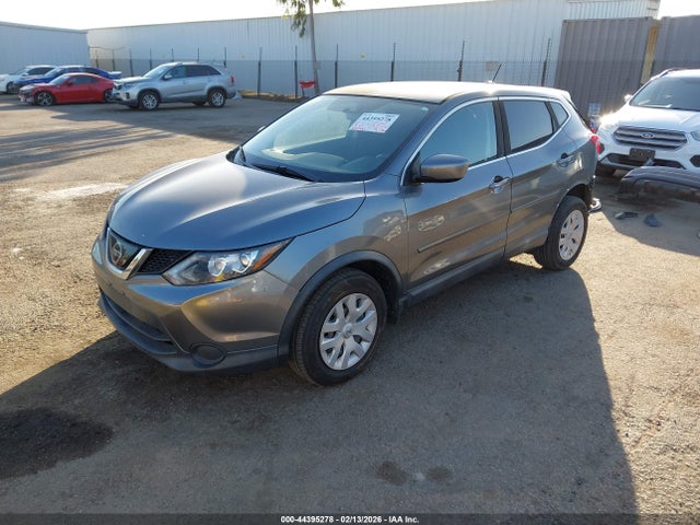 JN1BJ1CP7JW185556 Nissan Rogue Sport S