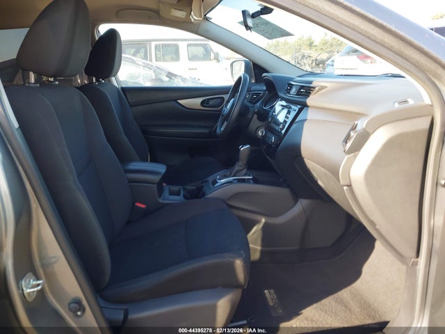 JN1BJ1CP7JW185556 Nissan Rogue Sport S