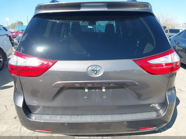 Toyota Sienna Xle 8 Passenger 2017 5TDYZ3DC4HS784965 Image 16