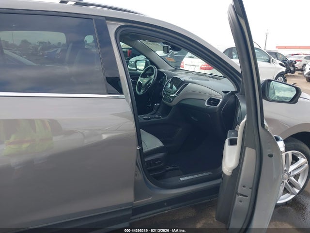 3GNAXNEX6JS568354 Chevrolet Equinox Premier