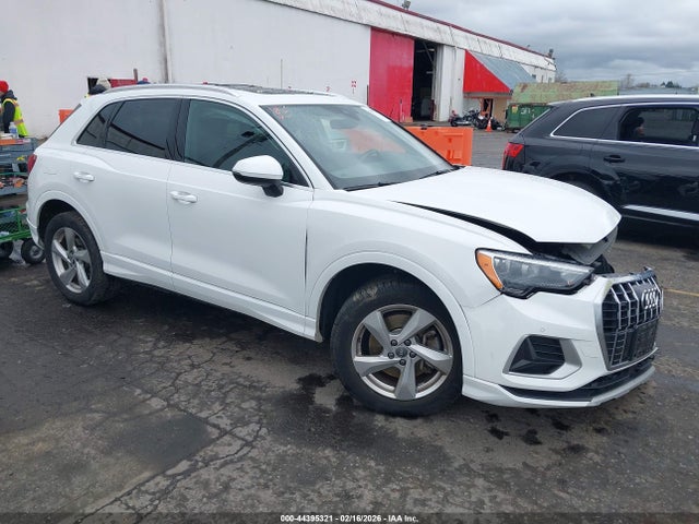 2019 AUDI Q3 WA1AECF36K1070229 Photo 0