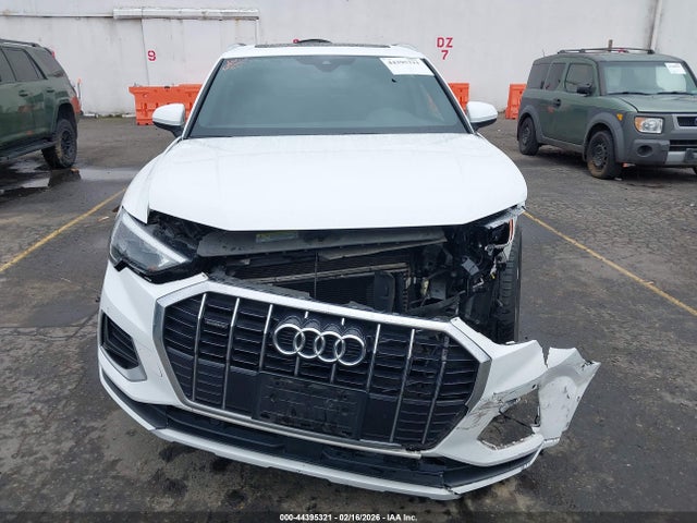 WA1AECF36K1070229 Audi Q3 2.0t Premium