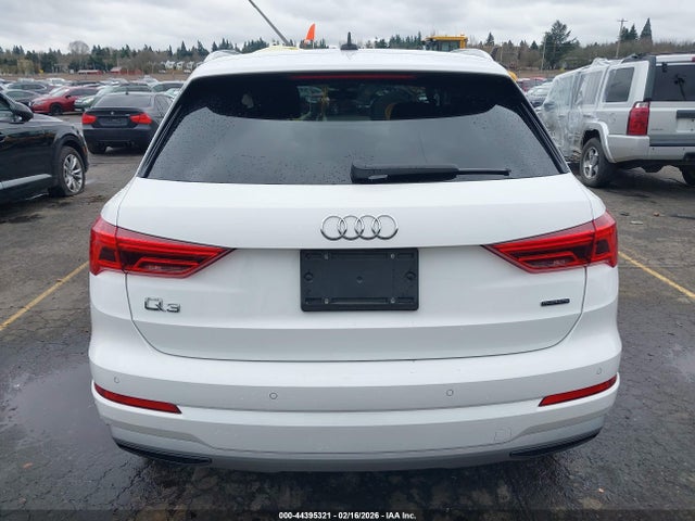 WA1AECF36K1070229 Audi Q3 2.0t Premium
