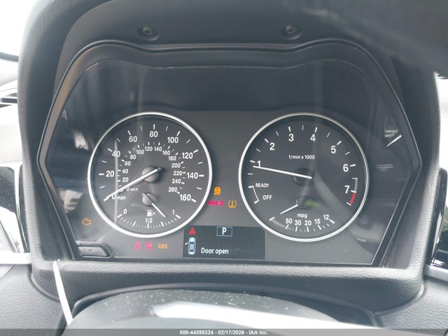 2017 BMW X1 WBXHU7C32H5H37274 Photo 6