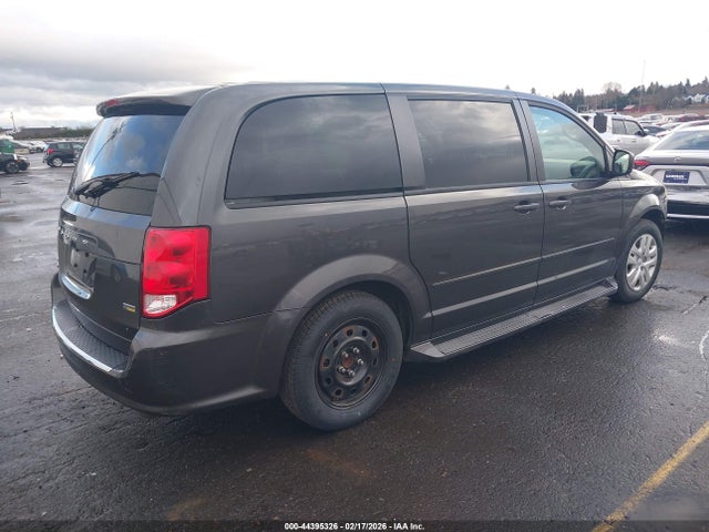 2C4RDGBG3GR203365 Dodge Grand Caravan Se