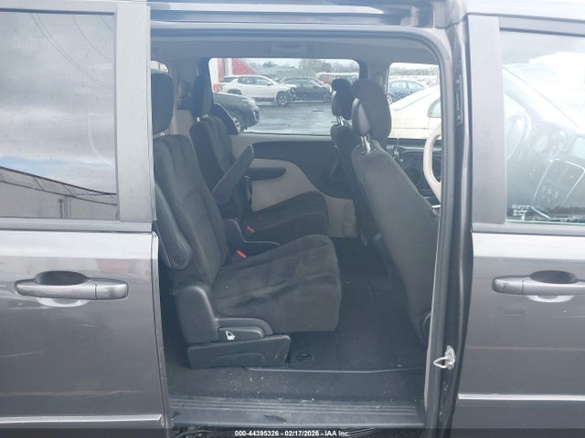 2C4RDGBG3GR203365 Dodge Grand Caravan Se