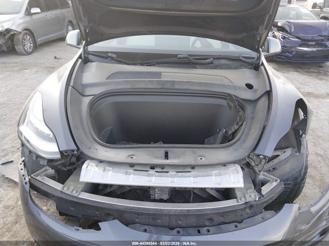 44395344 :رقم المزاد ، 5YJYGDEE6MF063296 vin ، 2021 Tesla Model Y Long Range Dual Motor All-wheel Drive مزاد بيع