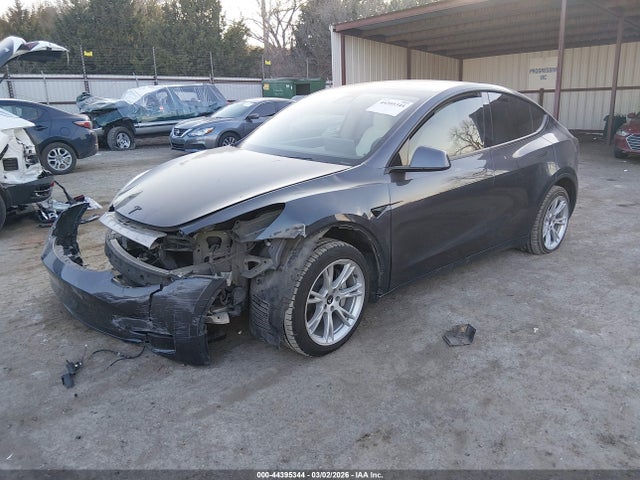 44395344 :رقم المزاد ، 5YJYGDEE6MF063296 vin ، 2021 Tesla Model Y Long Range Dual Motor All-wheel Drive مزاد بيع