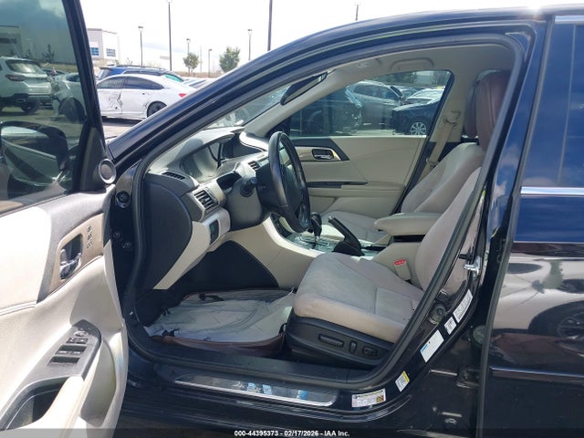 JHMCR5F78EC000532 Honda ACCORD PLUG-IN HYBRID