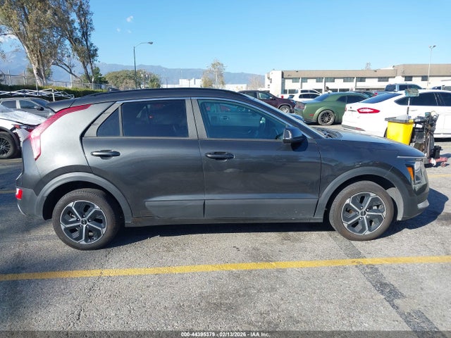 KNDCR3LE5P5101415 KIA NIRO EX