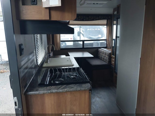 4YDT1792XHG102400 Keystone Springdale 179 Qbwe