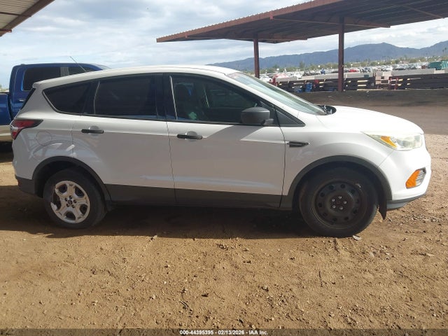 1FMCU0F70HUA39211 Ford ESCAPE S