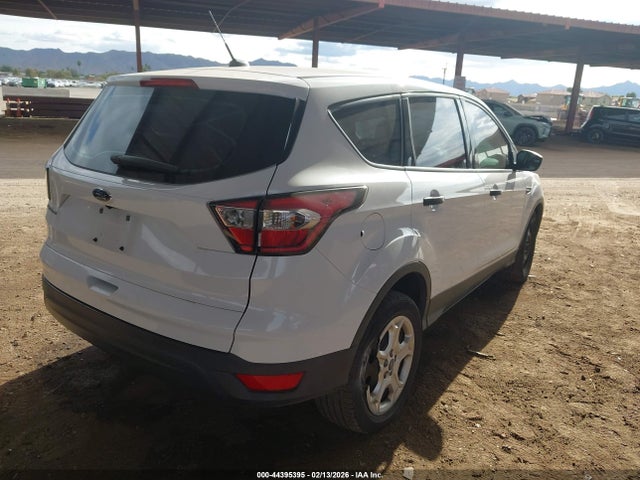 1FMCU0F70HUA39211 Ford ESCAPE S