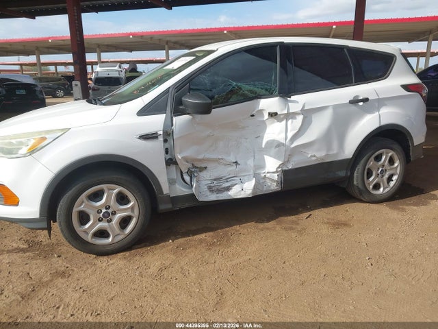 1FMCU0F70HUA39211 Ford ESCAPE S