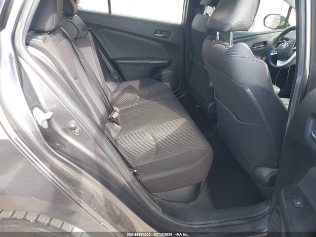 JTDKBRFU1H3045590 Toyota Prius Two