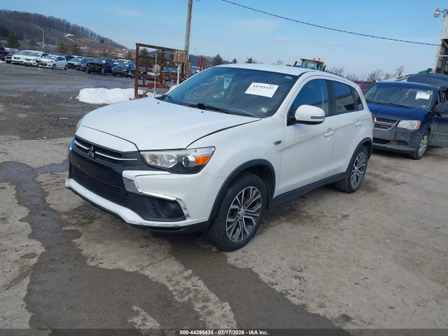2018 MITSUBISHI OUTLANDER SPORT JA4AR3AU9JU000810 Photo 1