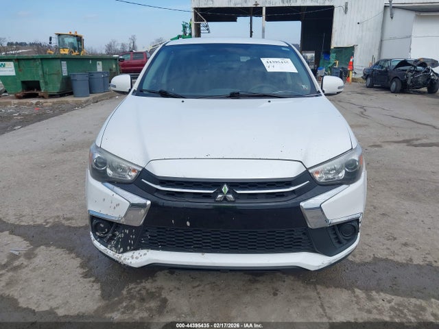 2018 MITSUBISHI OUTLANDER SPORT JA4AR3AU9JU000810 Photo 5