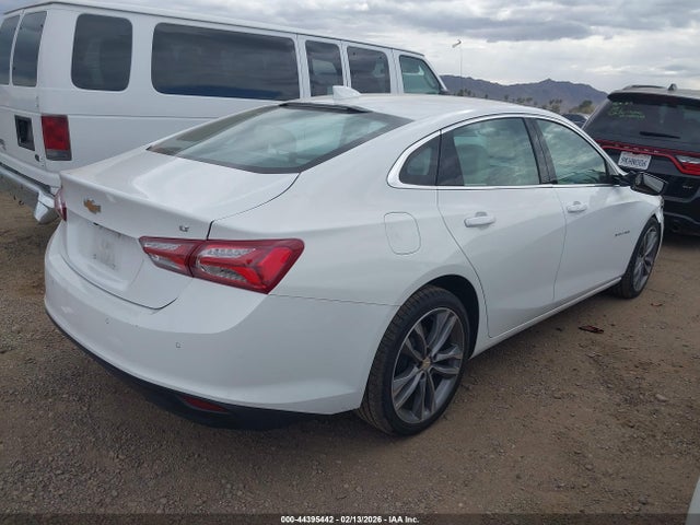 1G1ZE5ST1RF218884 Chevrolet Malibu Fwd 2lt