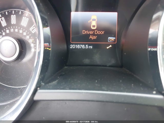 Ford Mustang V6 Premium 2014 1ZVBP8AM6E5259605 Image 16