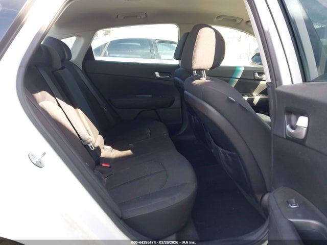 5XXGT4L34GG023941 KIA Optima Lx