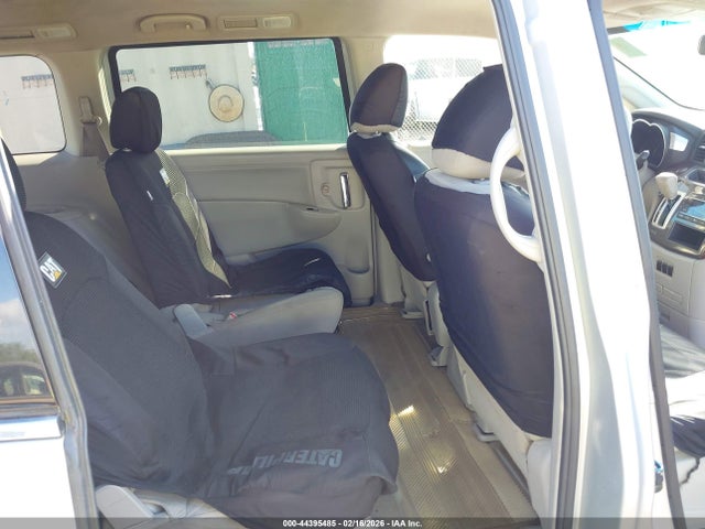 JN8AE2KP1H9170388 Nissan Quest Sv