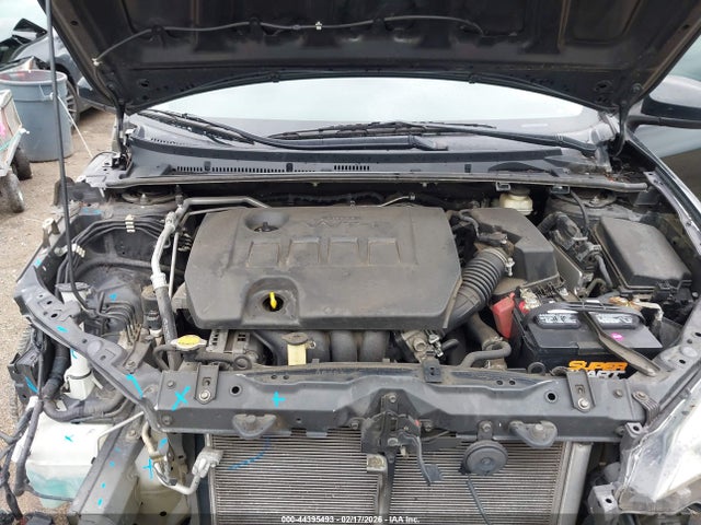 5YFBURHE2FP181232 Toyota Corolla Le Plus