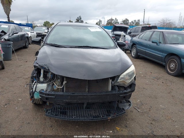 5YFBURHE2FP181232 Toyota Corolla Le Plus