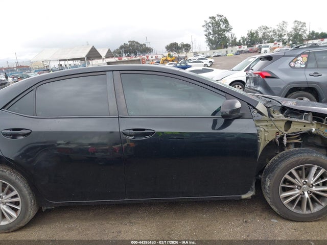 5YFBURHE2FP181232 Toyota Corolla Le Plus