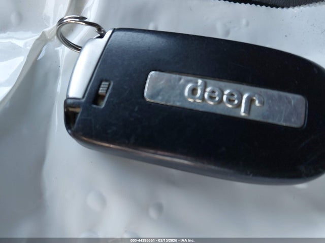 1C4PJMDS1EW110896 Jeep Cherokee Limited