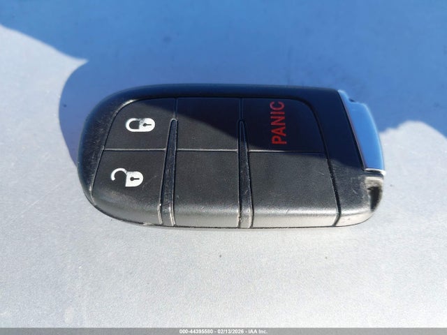 44395580 :رقم المزاد ، 1C4RJEAG3HC678779 vin ، 2017 Jeep Grand Cherokee Laredo 4x2 مزاد بيع