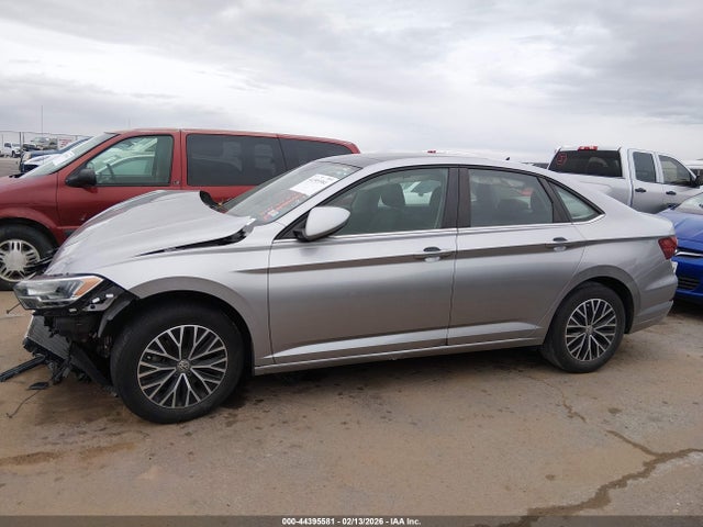 44395581 :رقم المزاد ، 3VWC57BU8LM086907 vin ، 2020 Volkswagen Jetta 1.4t R-line/1.4t S/1.4t Se مزاد بيع