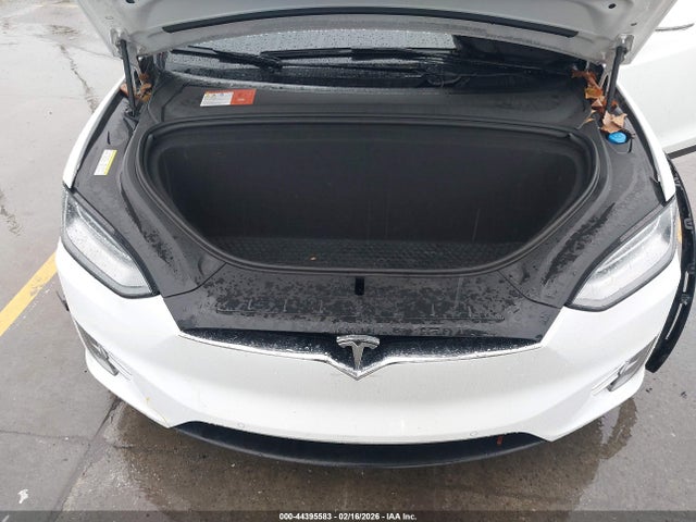 2016 Tesla Model X 60d/70d/75d/90d/p100d მანქანა იყიდება აუქციონზე, vin: 5YJXCBE2XGF008744, აუქციონის ნომერი: 44395583