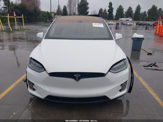 2016 Tesla Model X 60d/70d/75d/90d/p100d მანქანა იყიდება აუქციონზე, vin: 5YJXCBE2XGF008744, აუქციონის ნომერი: 44395583