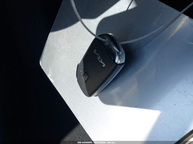 KNDER2AA1R7487194 KIA SELTOS EX