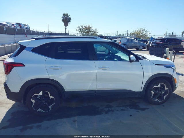 KNDER2AA1R7487194 KIA SELTOS EX