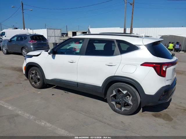 KNDER2AA1R7487194 KIA SELTOS EX