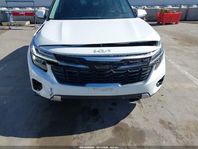 KNDER2AA1R7487194 KIA SELTOS EX