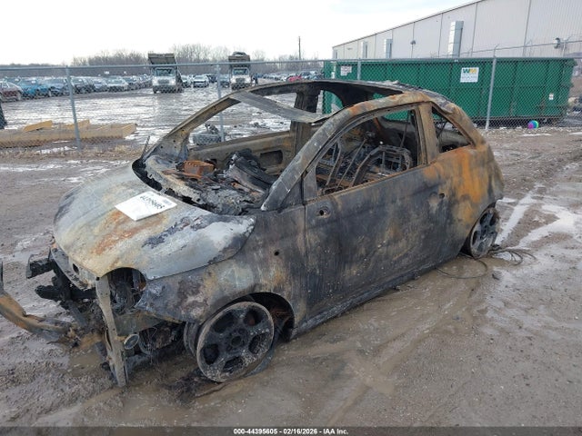2015 FIAT 500E 3C3CFFGE6FT527251 Photo 1