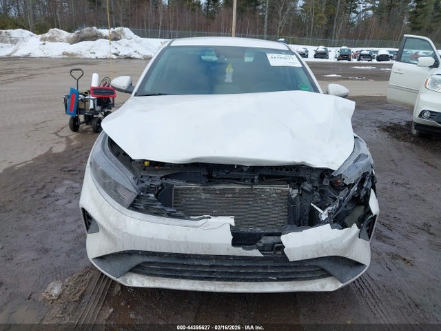 3KPF24AD3PE545432 KIA Forte Lxs