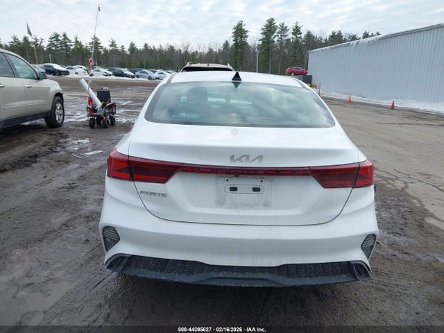 3KPF24AD3PE545432 KIA Forte Lxs
