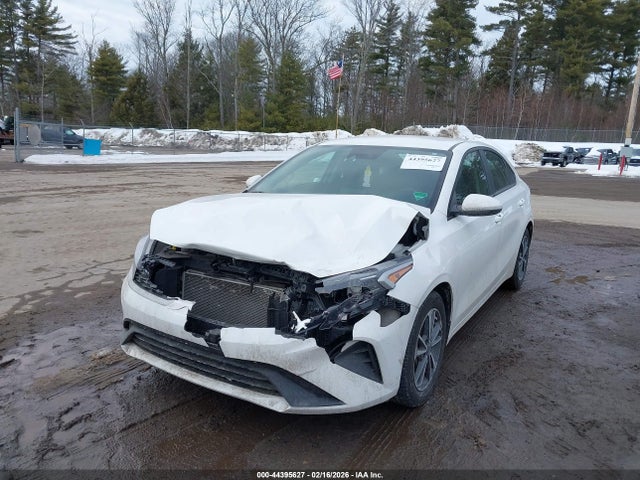 3KPF24AD3PE545432 KIA Forte Lxs