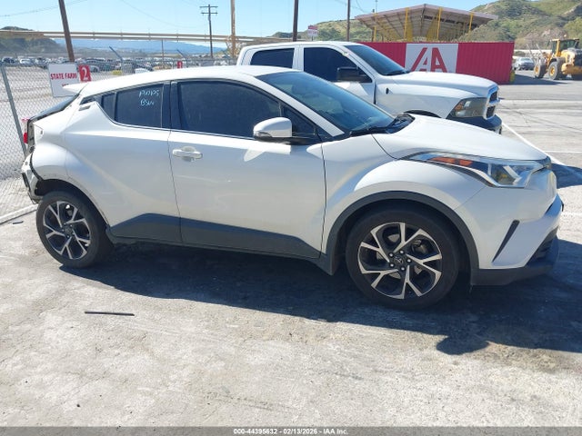 JTNKHMBX9K1030108 Toyota C-hr Limited