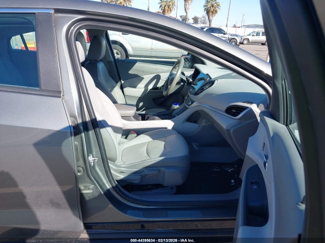1G1RC6S54HU122903 Chevrolet VOLT LT