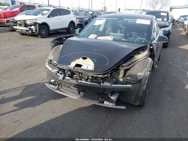 2018 TESLA MODEL 3 5YJ3E1EA7JF057014 Photo 9