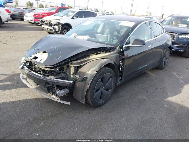 2018 TESLA MODEL 3 5YJ3E1EA7JF057014 Photo 1