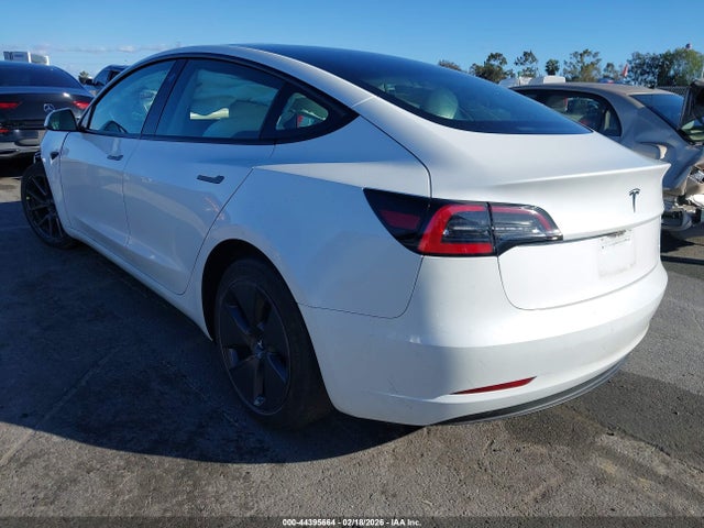 2023 TESLA MODEL 3 5YJ3E1EA5PF429006 Photo 2