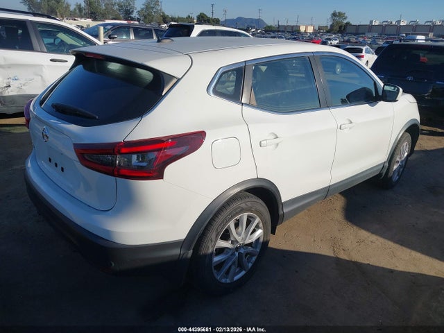 JN1BJ1AVXMW315917 Nissan Rogue Sport S Fwd Xtronic Cvt