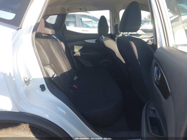 JN1BJ1AVXMW315917 Nissan Rogue Sport S Fwd Xtronic Cvt